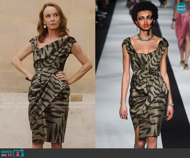 Vivienne Westwood Fall 2015 Collection worn by Sylvie (Philippine Leroy-Beaulieu) on Emily in Paris
