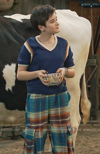 Winnie’s plaid pants on Bunkd