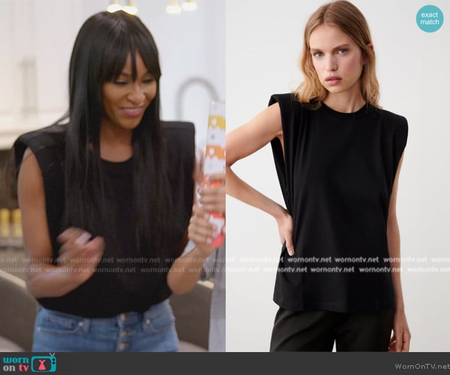 Zara Regular Fit Shoulder Pad T-Shirt worn by Guerdy Abraira (Guerdy Abraira) on The Real Housewives of Miami