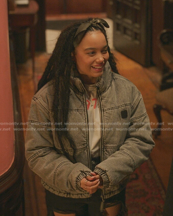 Zoya’s grey denim puffer jacket on Gossip Girl