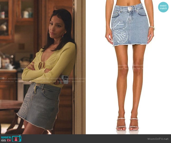 Embroidered Denim Skirt Blumarine worn by Luna La (Zión Moreno) on Gossip Girl