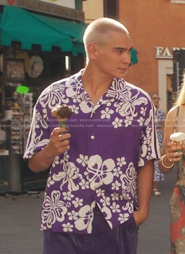 Aki’s purple Hawaiian shirt on Gossip Girl