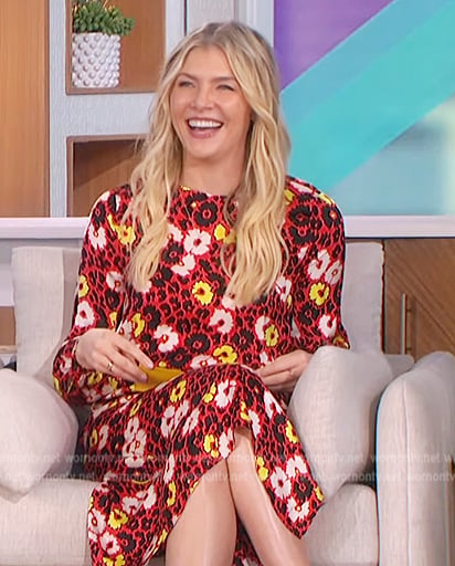 Amanda’s red floral print midi dress on The Talk