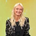 Zanna’s black embellished blazer on Access Hollywood