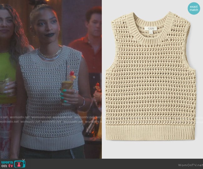 Cos Chunky Open-Knit Vest worn by Zaara (Tara Raani) on Grown-ish