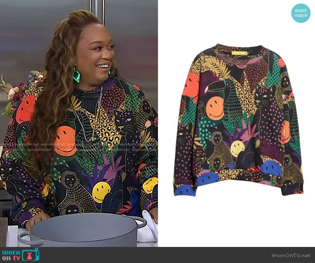 Farm Rio Pop Jungle Smiley Sweatshirt worn by Sunny Anderson on Today