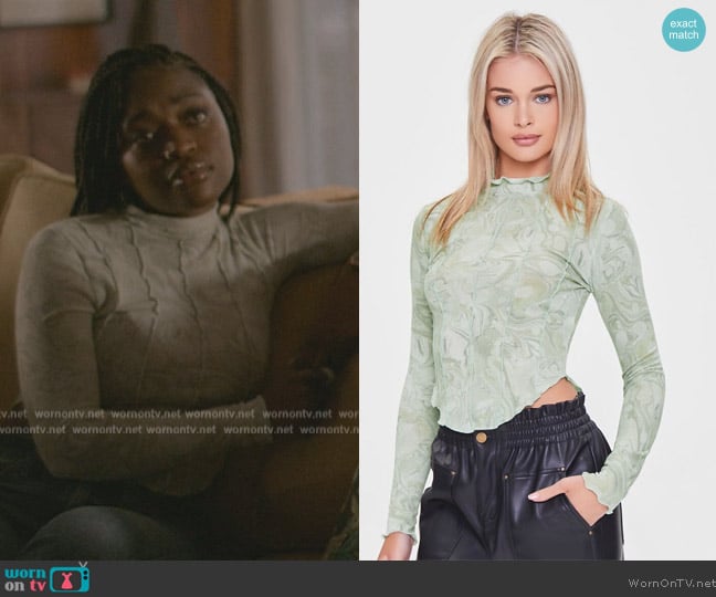 Forever 21 Marble Print Lettuce-Edge Top worn by Tasha Rivers (Zuri Reed) on National Treasure: Edge of History