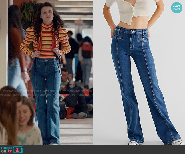 Free People Firecracker Flare Jeans in Brighter Days worn by Maxine Baker (Sara Waisglass) on Ginny & Georgia