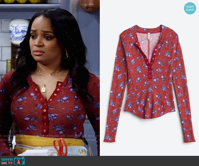 Free People Printed One Of The Girls Henley worn by Randi (Kyla Pratt) on Call Me Kat