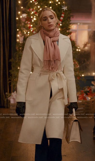 Georgia’s white wrap coat on Ginny & Georgia