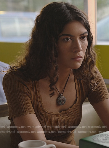 Jess brown scoop neck knit sweater on National Treasure: Edge of History