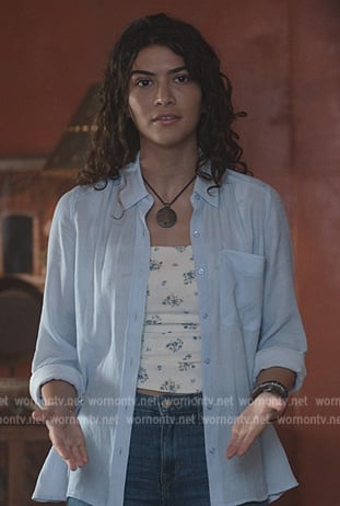Jess’s white floral top on National Treasure: Edge of History