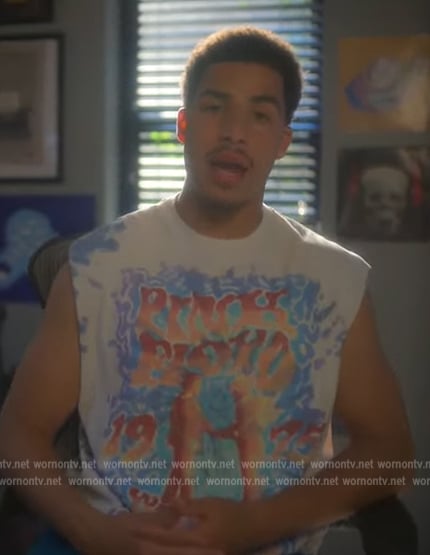 Junior’s graphic sleeveless tee on Grown-ish