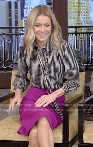Kelly’s printed tie neck blouse on Live with Kelly and Ryan