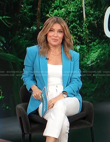 Kit’s blue double breasted blazer on Access Hollywood