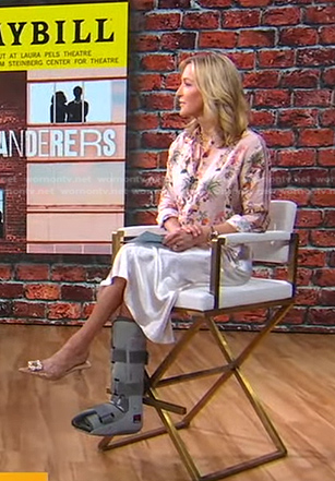 Lara’s pink floral blouse on Good Morning America