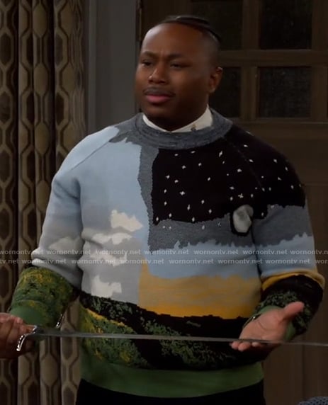 Marty’s graphic print sweater on The Neighborhood