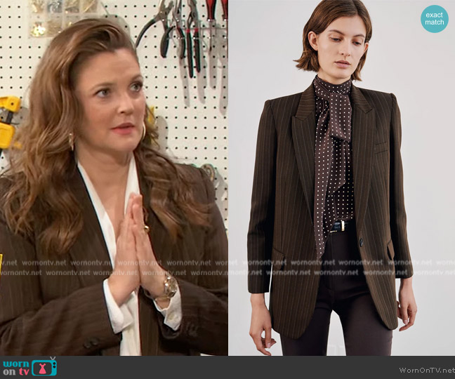 Nili Lotan Diane Blazer worn by Drew Barrymore on The Drew Barrymore Show