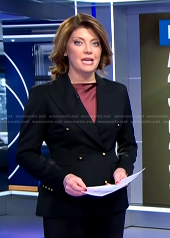 Norah’s black double breasted blazer on CBS Evening News