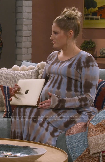 Ramona’s tie dye dress on How I Met Your Father