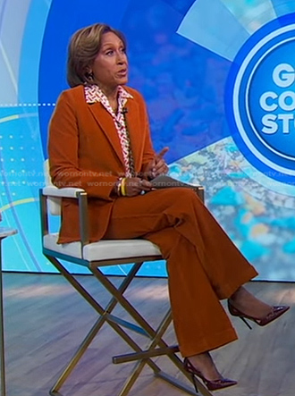 Robin’s orange corduroy suit on Good Morning America