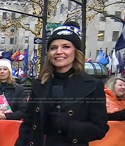 Savannah’s black pom pom beanie on Today