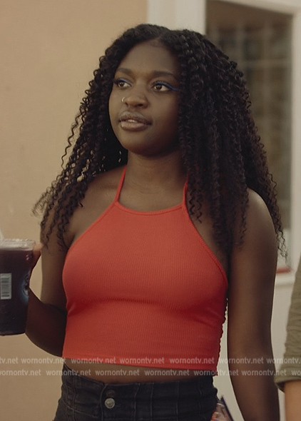 Tasha’s red ribbed crop top on National Treasure: Edge of History