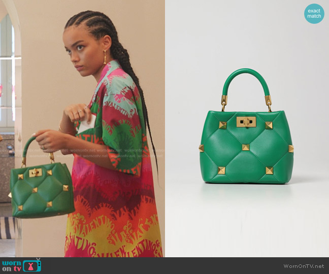 Valentino Roman Stud Leather Top Handle Bag worn by Zoya Lott (Whitney Peak) on Gossip Girl