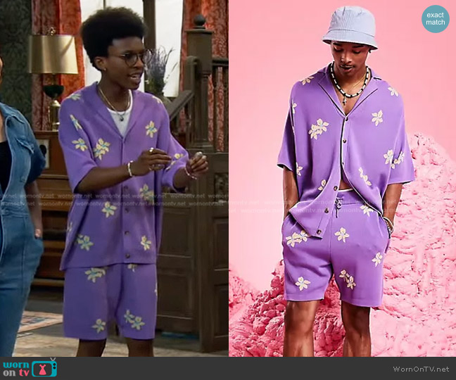 Asos Knit Oversized Button Up Polo in purple floral worn by Noah Lambert (Israel Johnson) on Bunkd