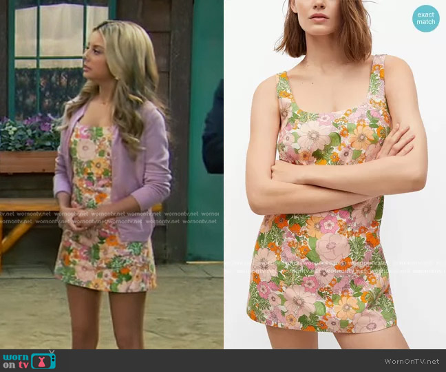 Mango Floral Print Jumpsuit worn by Destiny Baker (Mallory James Mahoney) on Bunkd