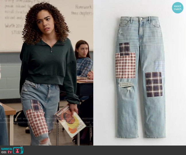 Hollister Ultra High-Rise Medium Wash Ripped Patch Dad Jeans worn by Ginny Miller (Antonia Gentry) on Ginny & Georgia