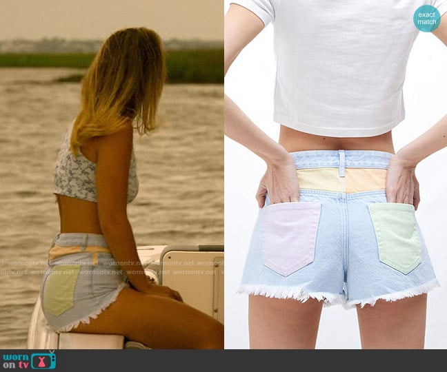 PacSun Eco Rainbow Paneled High Waisted Denim Festival Shorts worn by Sarah Cameron (Madelyn Cline) on Outer Banks