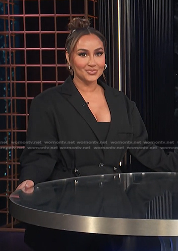 Adrienne’s black drawstring waist blazer on E! News