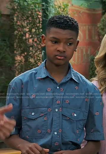 Bill’s blue floral print shirt on Bunkd