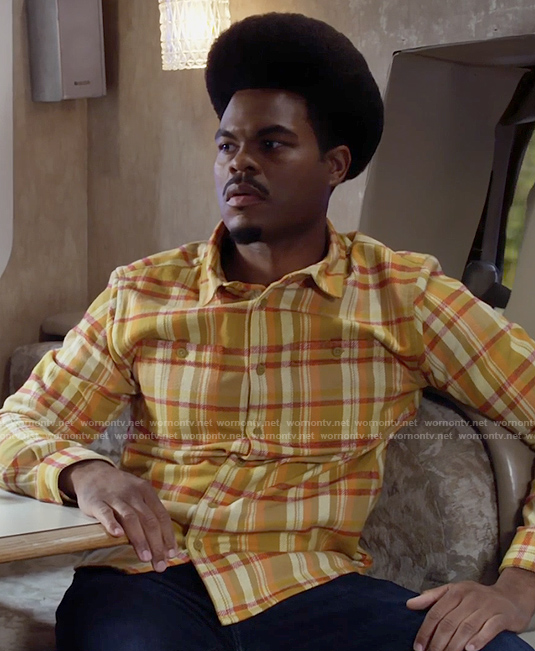 Carter’s yellow flannel shirt on Call Me Kat