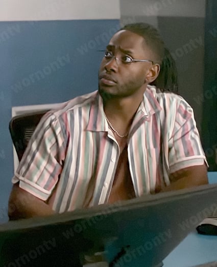 Chester’s striped linen shirt on The Flash