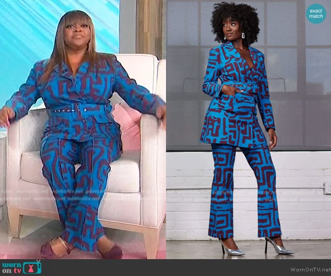 D'Iyanu Aniq African Print Stretch Blazer Dress worn by Sherri Shepherd on Sherri