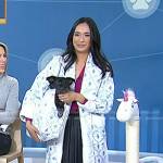 Emilie’s white printed robe and pet bag on Today