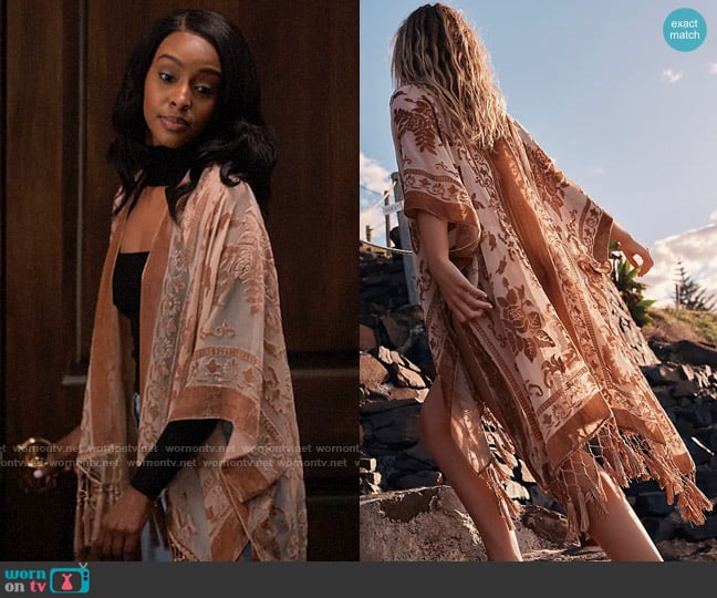 Free People Nightbird Burnout Kimono in Warm Sand Combo worn by Karen Mott (Ebony Obsidian) on Tyler Perrys Sistas