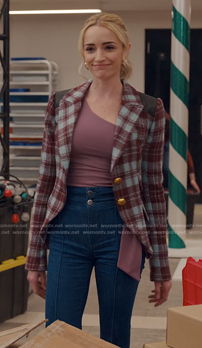 Georgia’s pink one-shoulder top and plaid blazer on Ginny & Georgia