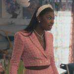 Hilary’s pink houndstooth cropped blazer on Bel-Air