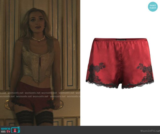 Josie Natori Lolita Shorts worn by Lady Phoebe (Tilly Keeper) on You