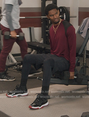 JR’s black Nike sneakers on All American Homecoming