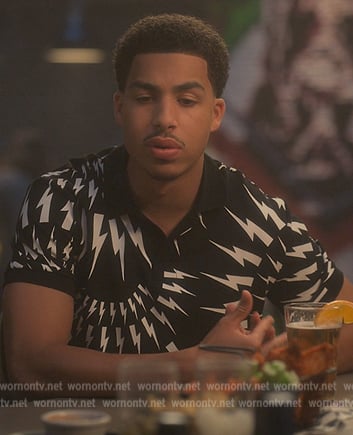 Junior’s black bolt print polo on Grown-ish