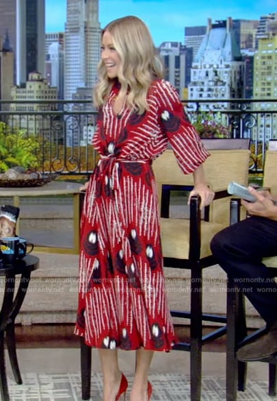 Kelly’s red printed maxi dress on Live with Kelly and Mark