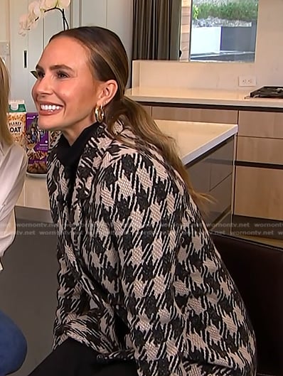 Keltie’s plaid blazer on E! News