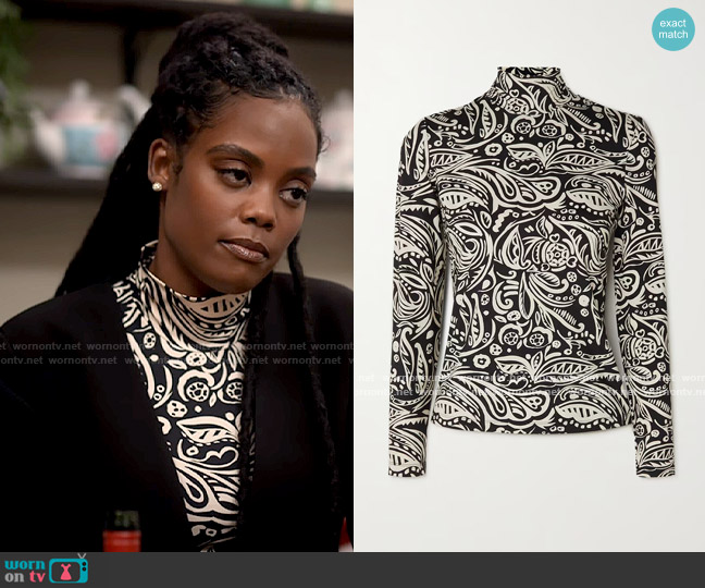 La Double J Printed stretch-jersey turtleneck top worn by Sabrina Hollins (Novi Brown) on Tyler Perrys Sistas