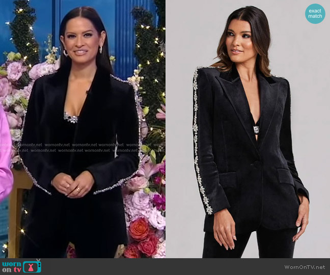 Nadine Merabi Davina Blazer worn by Rocsi Diaz on Good Morning America