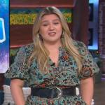 Kelly’s blue floral midi dress on The Kelly Clarkson Show