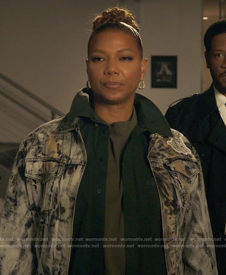 Robyn’s denim jacket with studded dogs on The Equalizer
